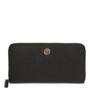 SOLD- Tory Burch Robinson zip continental wallet